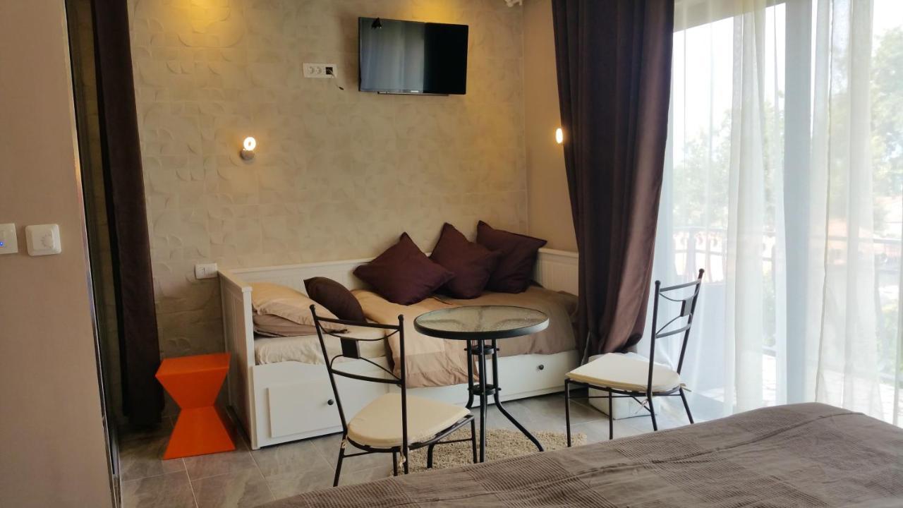 Villa Ulica Žubra Vantacici Exterior foto