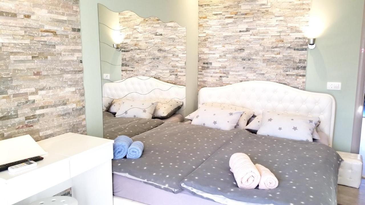 Villa Ulica Žubra Vantacici Exterior foto
